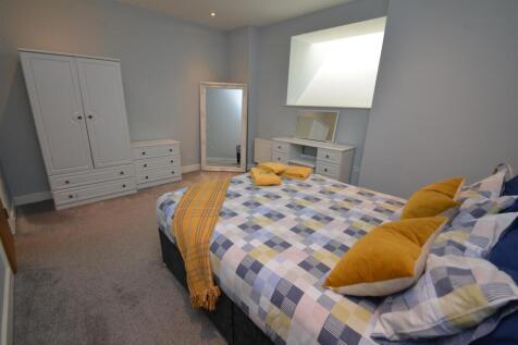 Bedroom Apt1