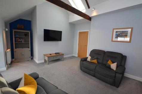 Living Area Apt2