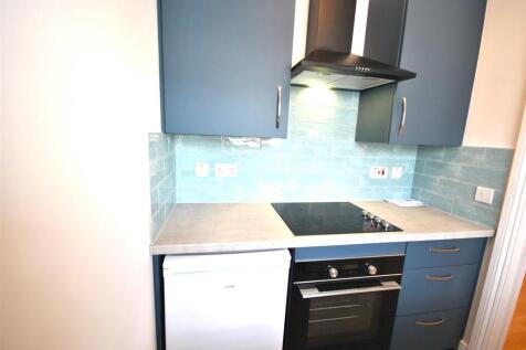 kitchen 2.JPG