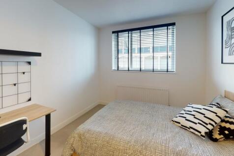The-Annex-Flat-8-Bed