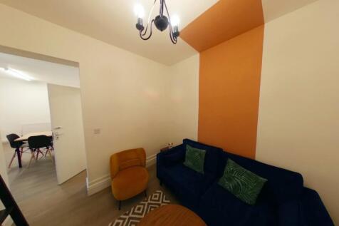 Lounge 2