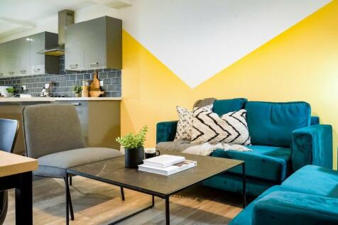 Living room 3