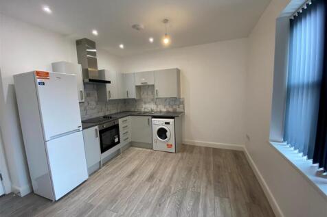 98 Holton Road - Flat 3 - Kitchen.jpg