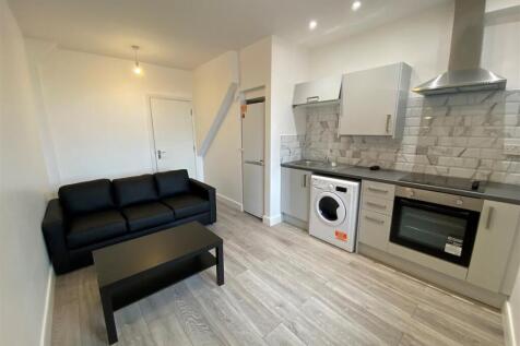 98 Holton Road - Flat 1 - Living Room Kitchen.jpg