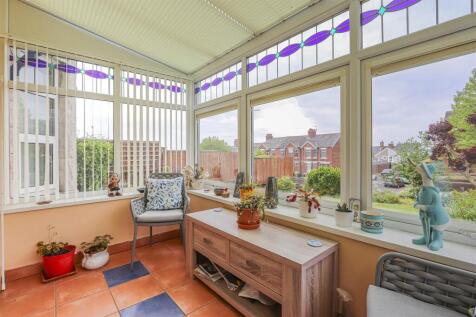 PORCH/SUNROOM