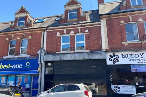 76 High Street - front.jpg