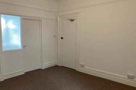 front flat, 24 The Parade - front room 4.jpg