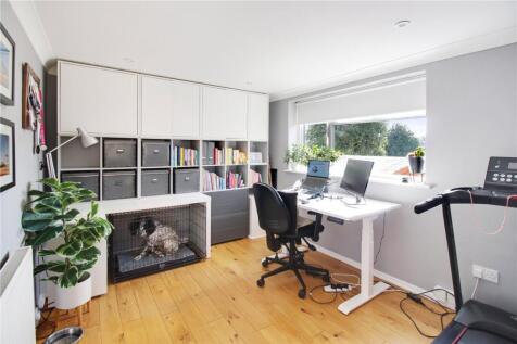 Home Office/Bed 5
