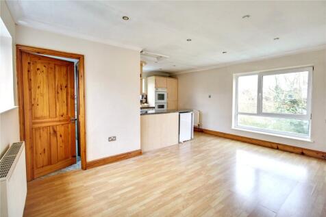 Lounge/Kitchen