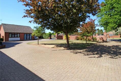 Front Garden &amp; Drive