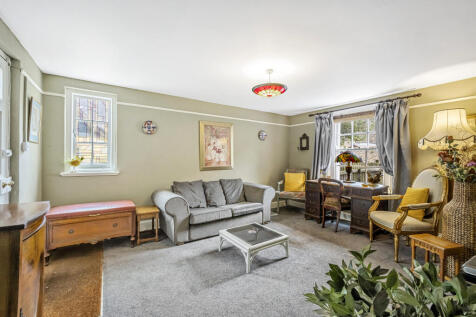 Wizards Cott Living Room
