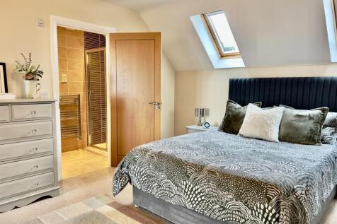 Master suite