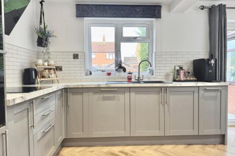 Kitchen/Breakfast/Dining Room