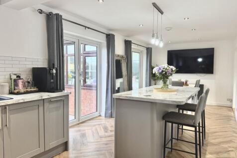 Kitchen/Breakfast/Dining Room