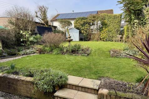 Rear Enclosed Garden