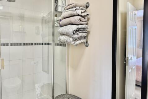 Bedroom One En-Suite