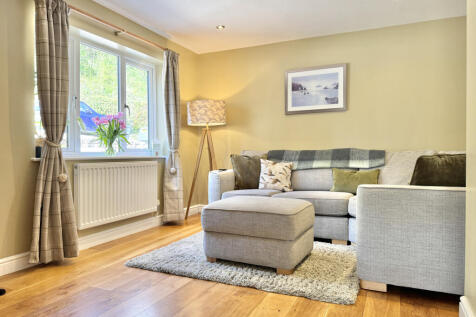 Family Room/Snug