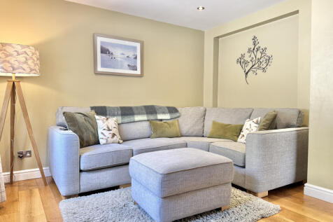 Family Room/Snug