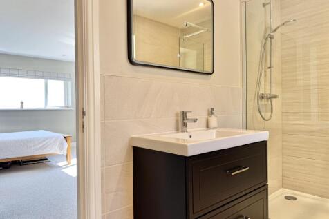 En-suite - Bedroom 1