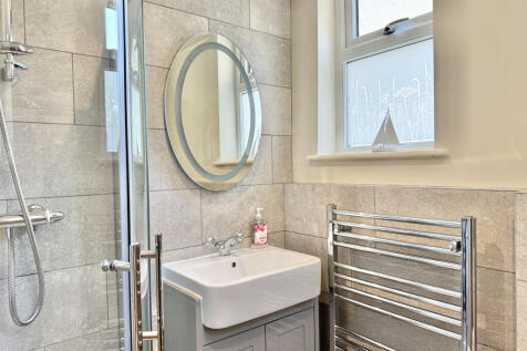 Ground Floor WC/Shower Room
