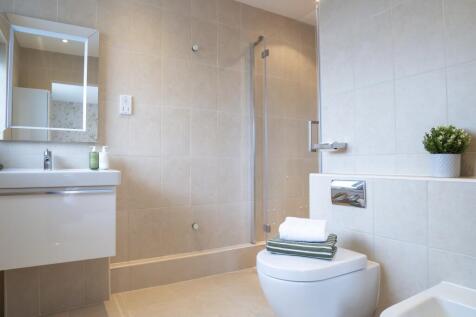 Principal bedroom suite