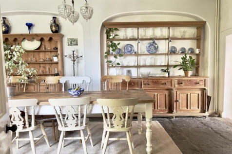 Breakfast room