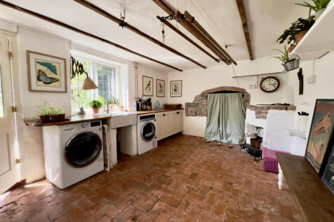 Utility/laundry room