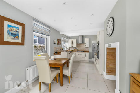Kitchen/Family Room