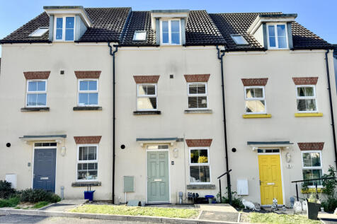 6 Redland Way