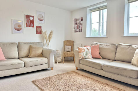 Sitting Room (First Floor)
