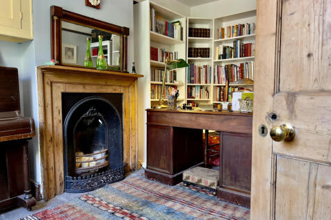Dining room/study