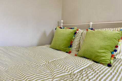 Annexe bedroom/sitting room