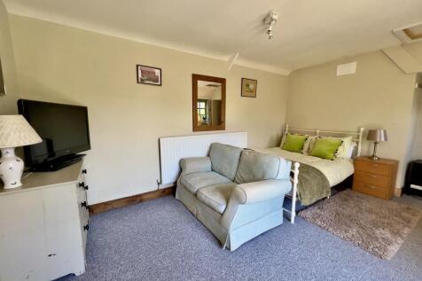 Annexe bedroom/sitting room