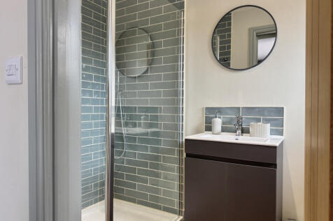 En-Suite to Bedroom One