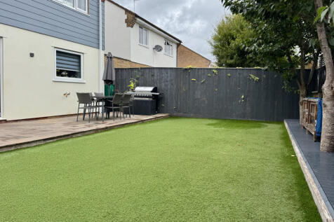Enclosed Rear Garden