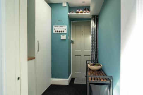 80 Oakhill Road  (37 of 38)