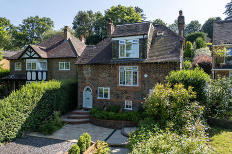80 Oakhill Road  (Drone 01)