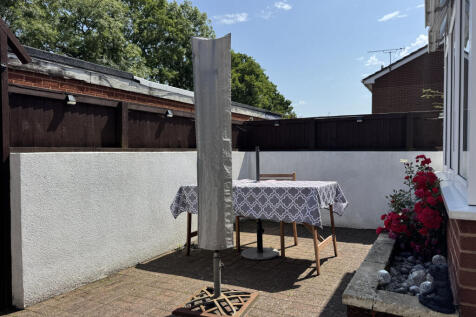 Enclosed Courtyard Garden