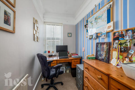 Bedroom 3 / Study