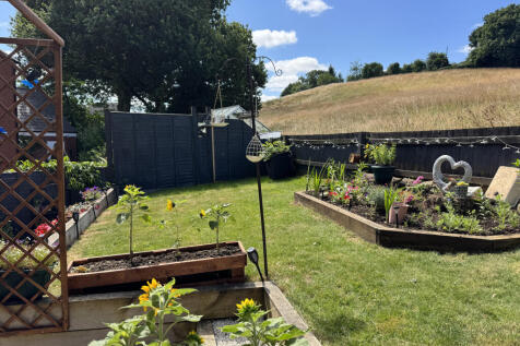 Enclosed Rear Garden