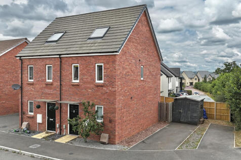 29 Buzzard Way