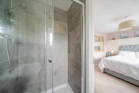 Ensuite Shower to Bedroom 1