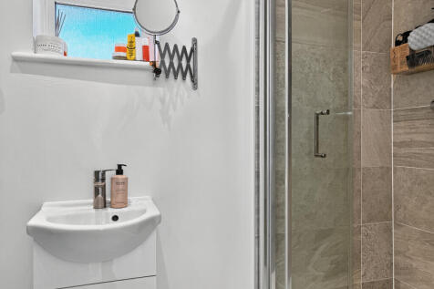 En-suite to Bedroom One