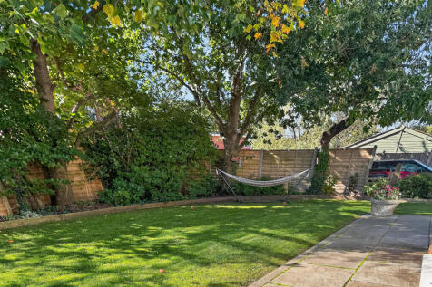 Beautiful Enclosed Private Garden