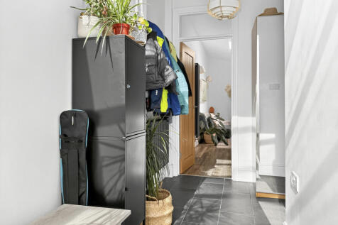 Entrance Hallway/Porch