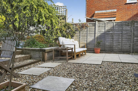 Rear Enclosed Private Garden