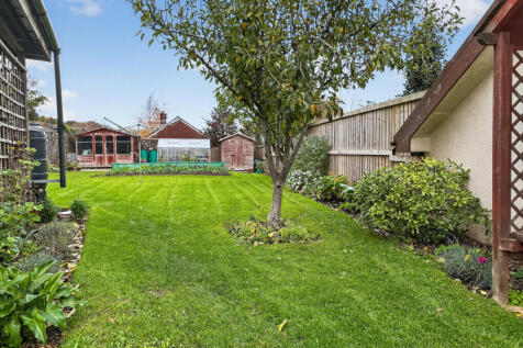 Enclosed Rear Garden