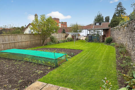 Enclosed Rear Garden