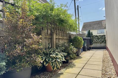 Enclosed Rear Garden