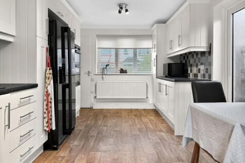 Photo 03-11-2025, 15 17 39